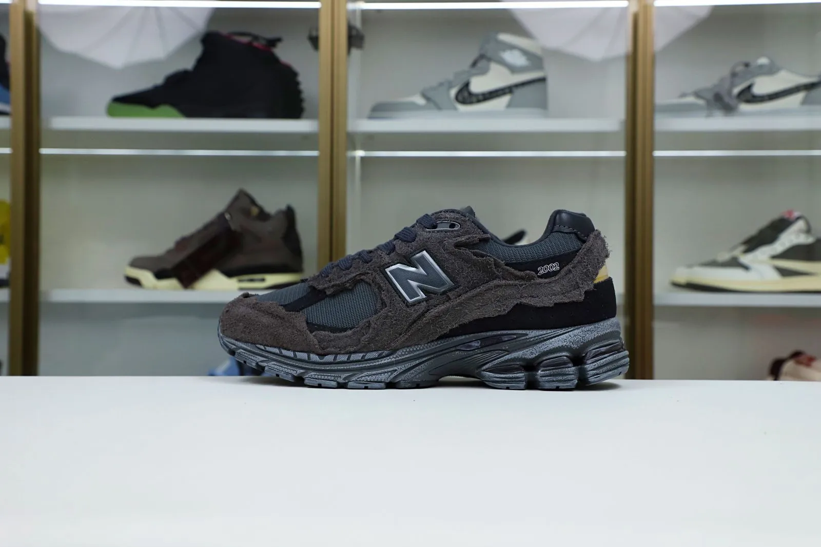 Kimikick Supbro x New Balance 2002R  0115