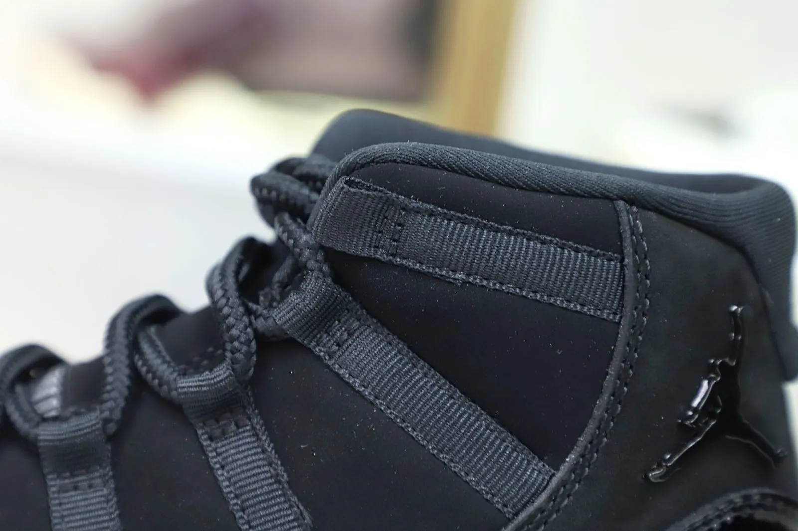 Kimikick AIR JORDAN 11 RETRO 'CAP AND GOWN' 0121