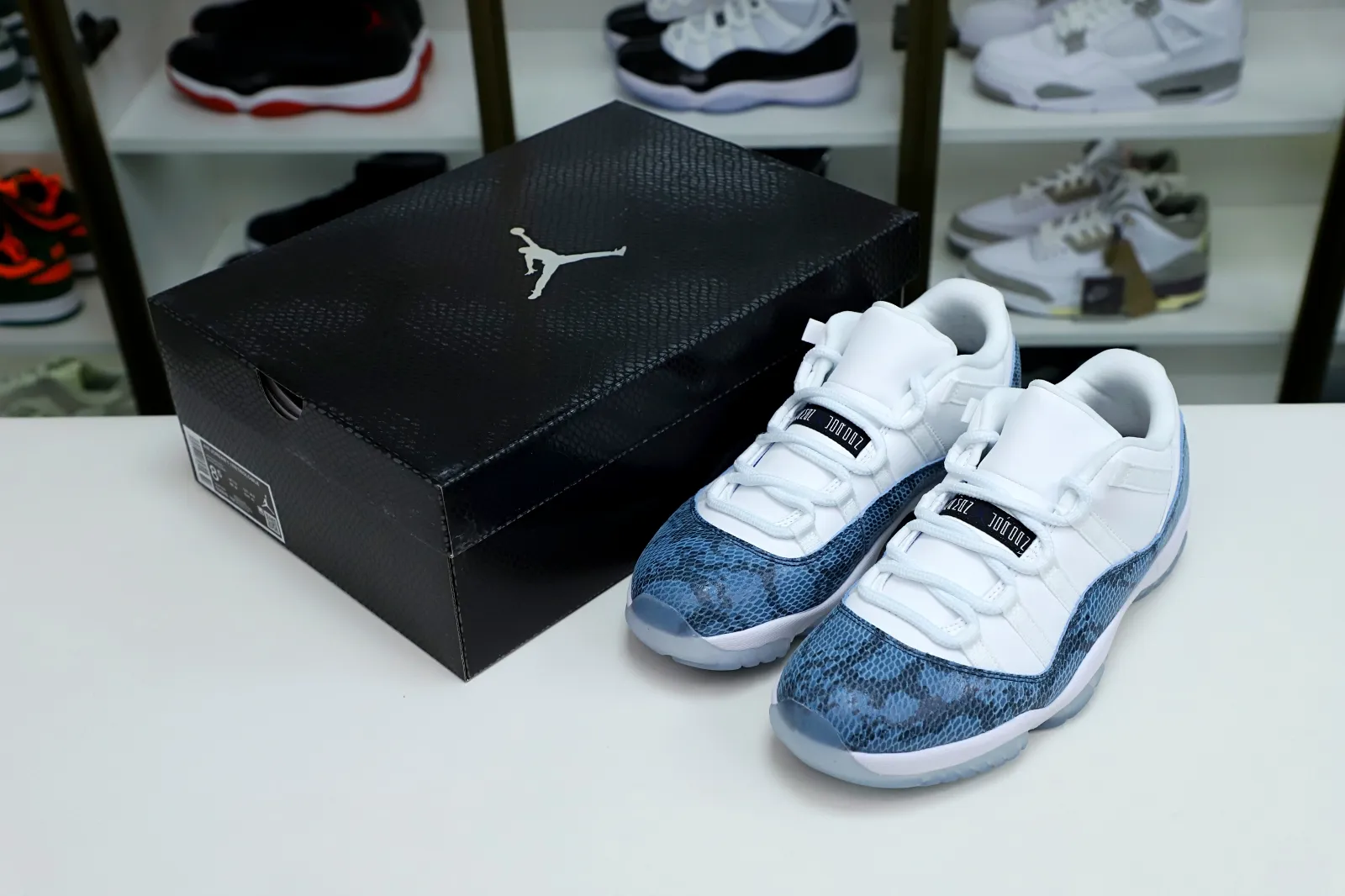 Kimikick Jordan Air Jordan 11 “navy snakeskin” 0121