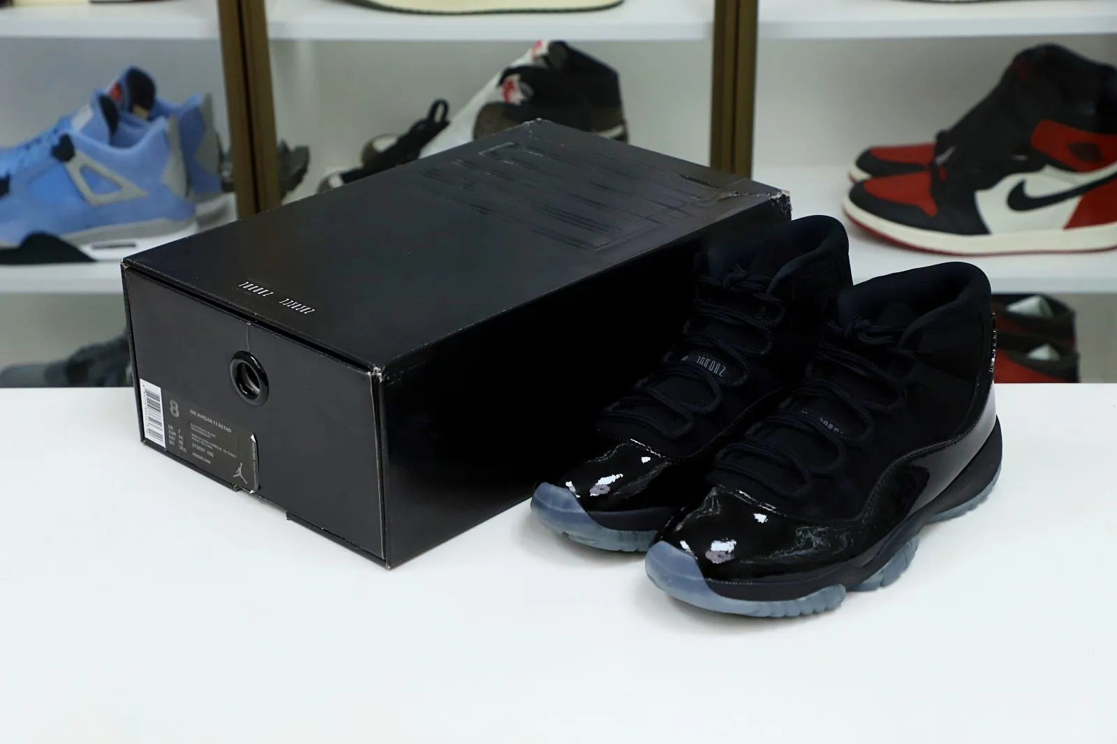 Kimikick AIR JORDAN 11 RETRO 'CAP AND GOWN' 0121