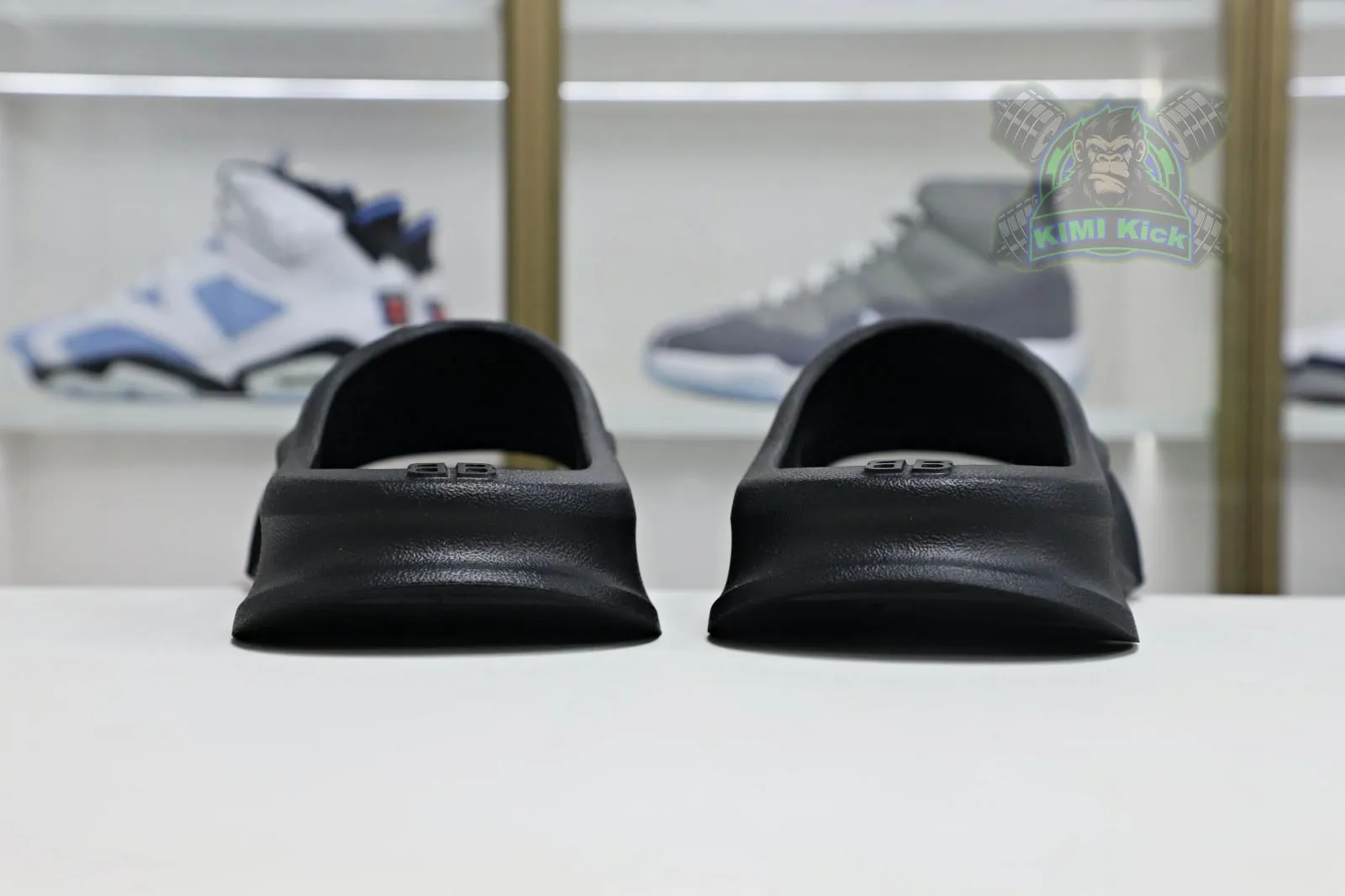 Reps Kimi kick BLGA Mold 0116