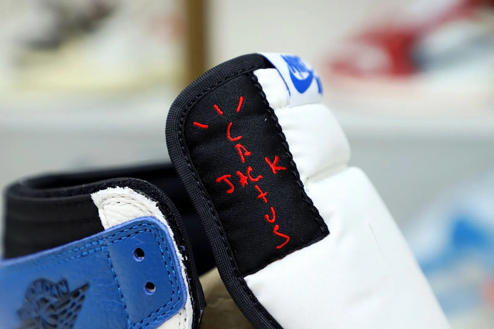 Cheap Kimi kick FRAGMENT DESIGN X TRAVIS SCOTT X AIR JORDAN 1 RETRO HIGH 0119