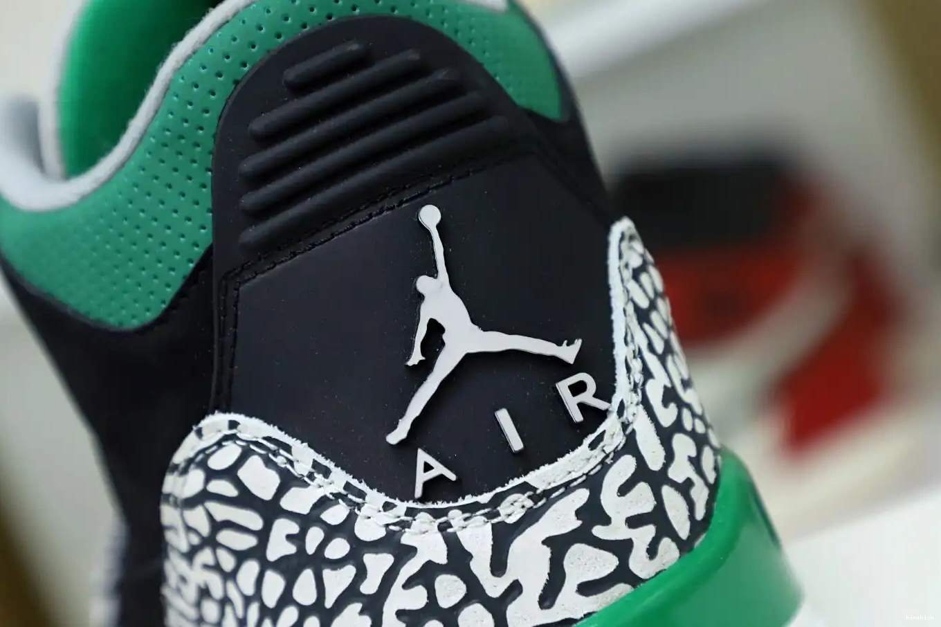 Kimikick JORDAN 3 PINE GREEN AIR 0222