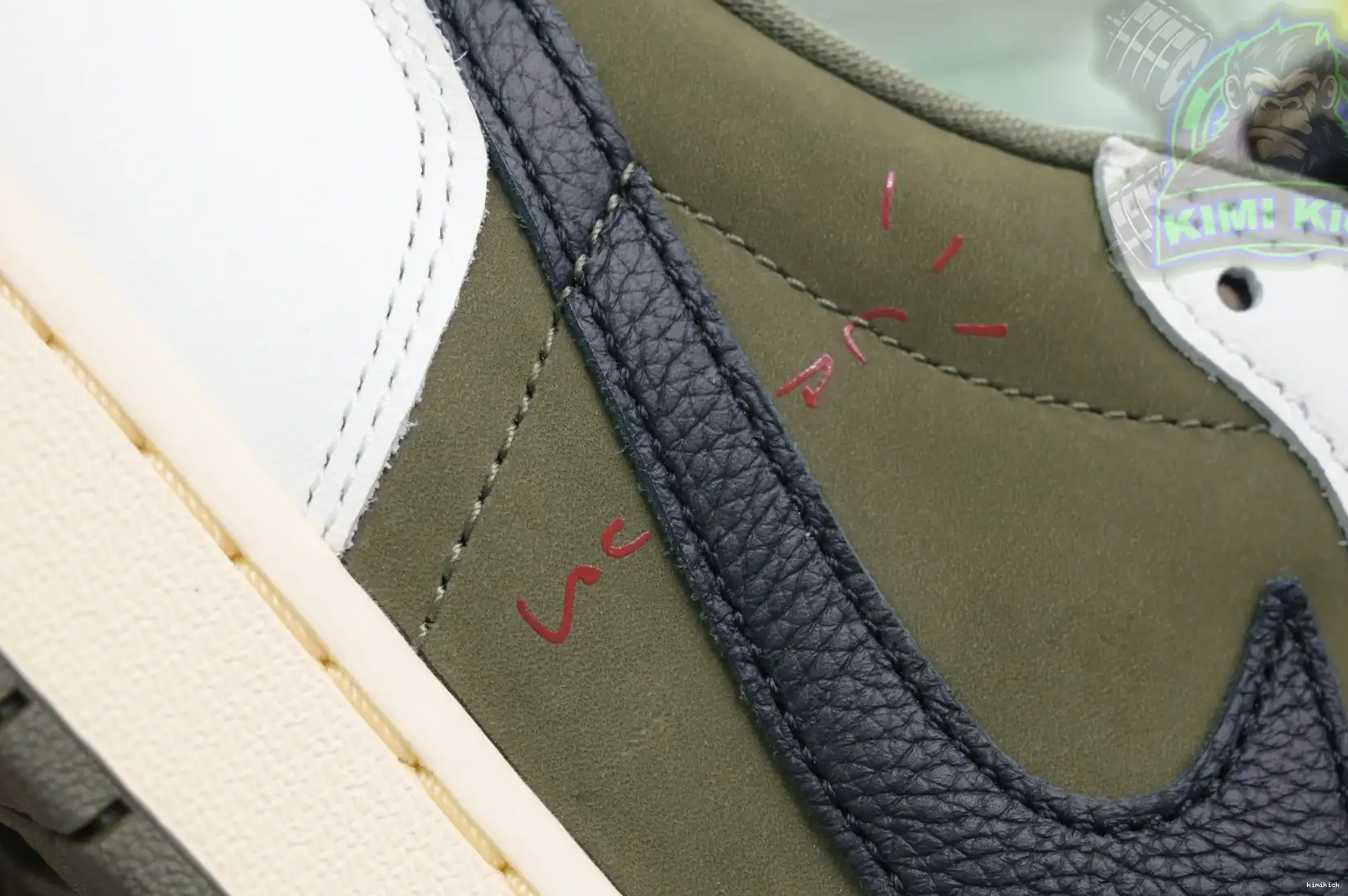 Travis Kimikick “Medium Air Scottx Jordan Olive” OG Jordan 1Low 0221