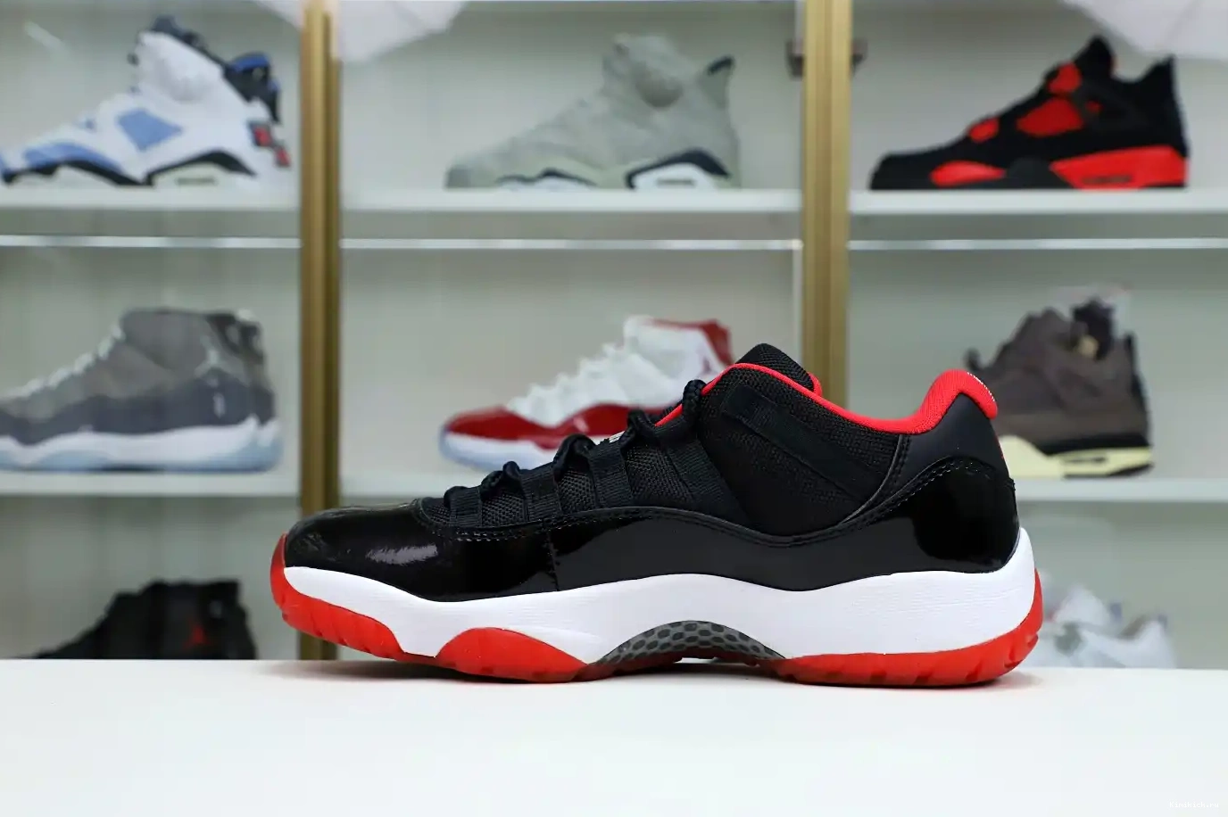 Kimikick JORDAN BRED 11 RETRO AIR LOW 0212