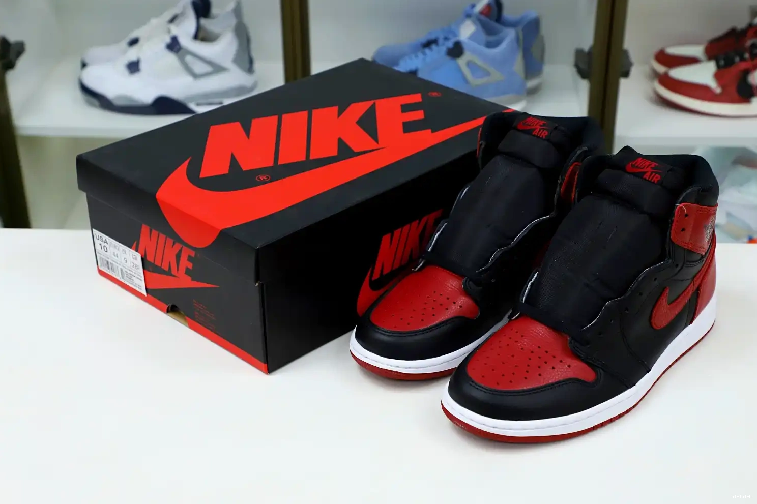 1 OG RETRO JORDAN Kimikick 'BRED' AIR HIGH 0210