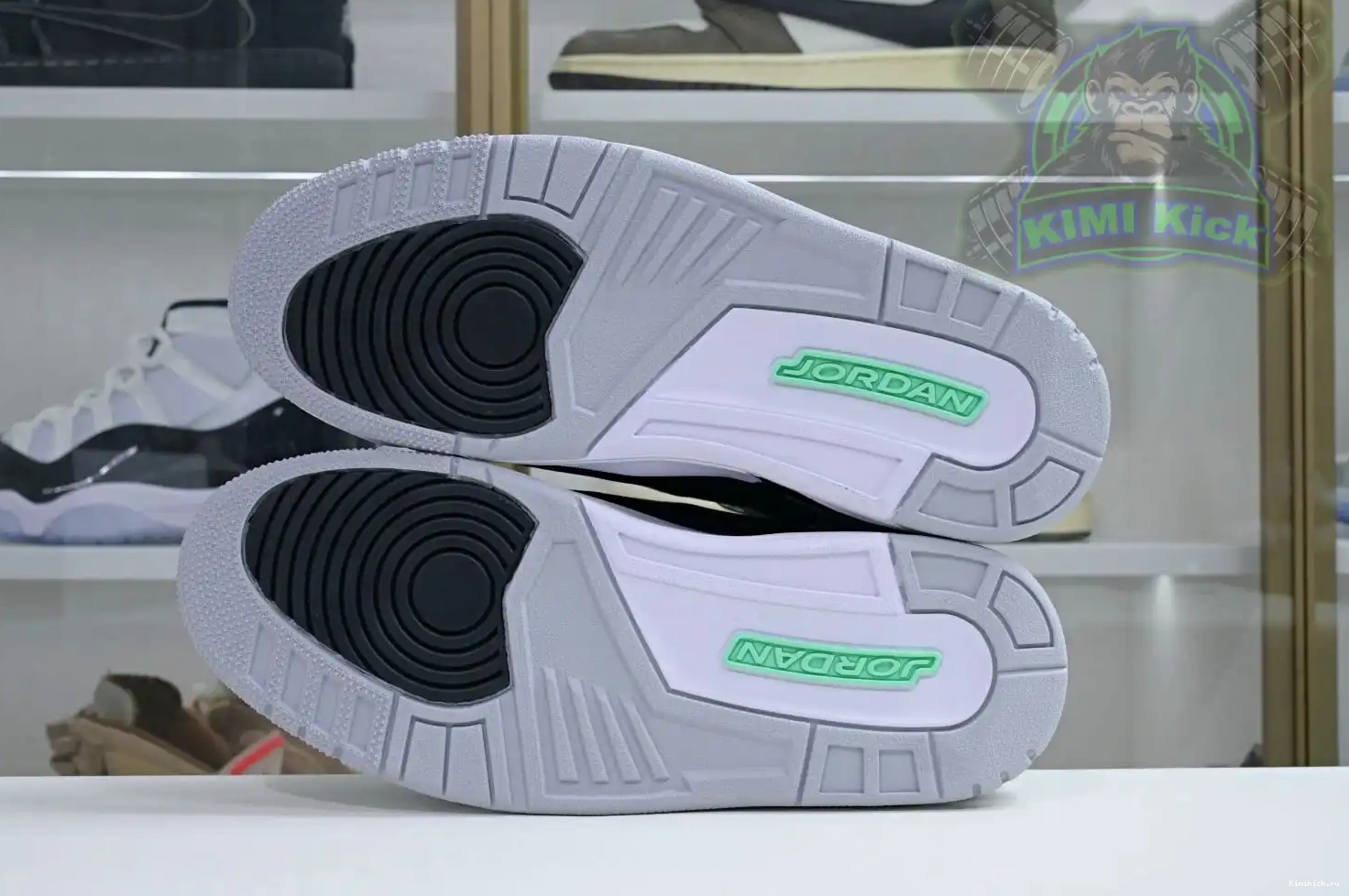 Kimikick 3 Green Air Jordan Glow 0213