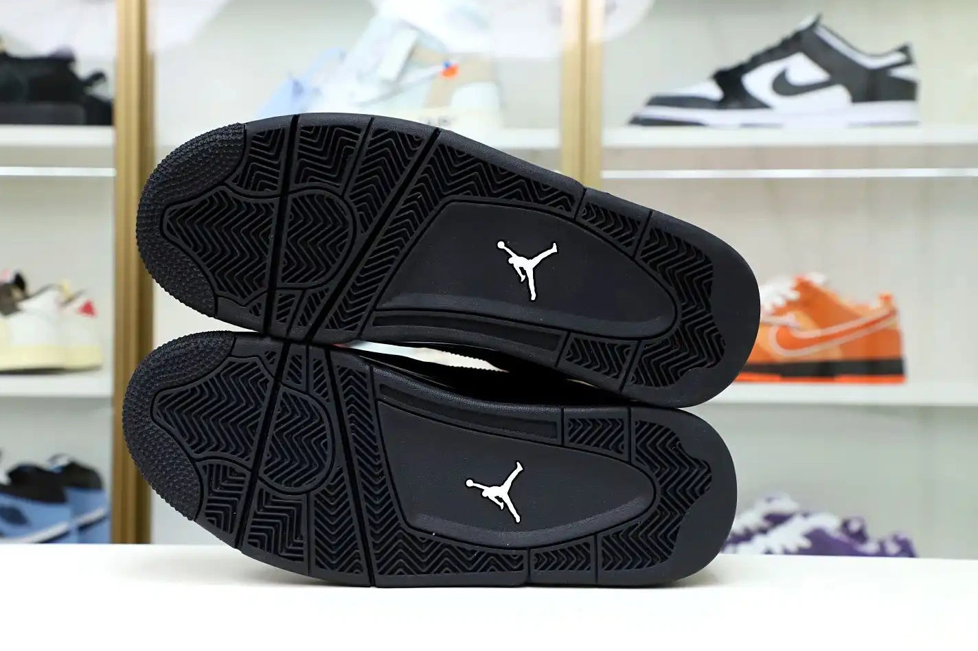 AIR 4 RETRO 2020 Kimikick JORDAN 'BLACK CAT' 0212