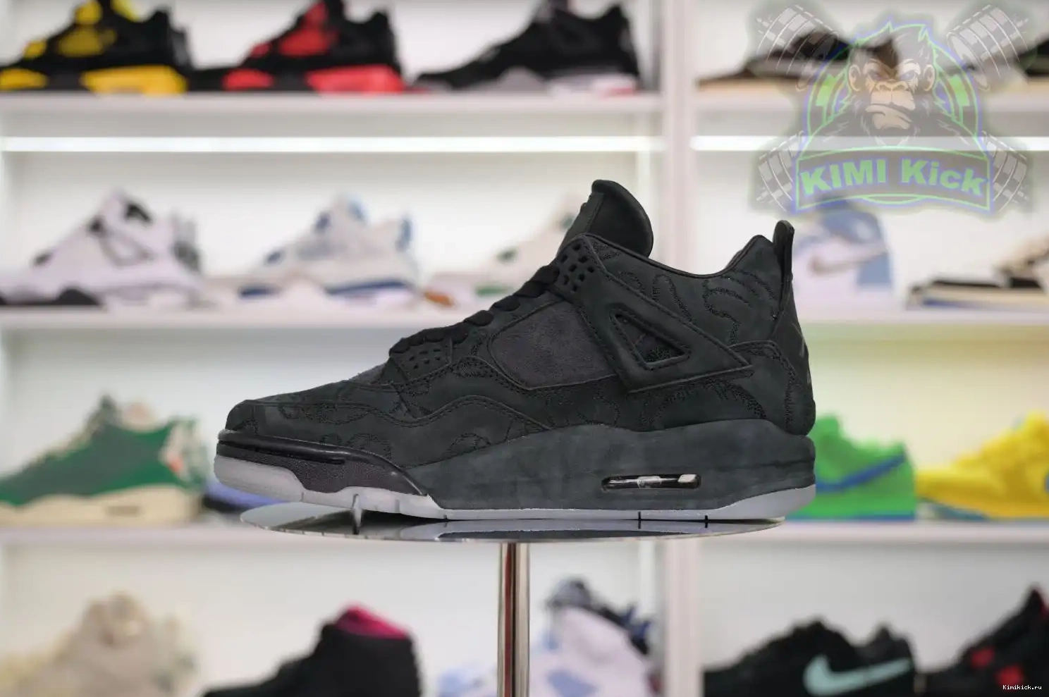 Jordan kaws Kimikick Air Jordan black 4 0212