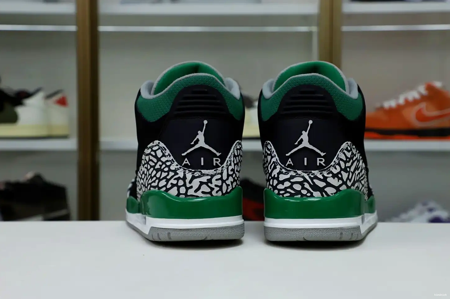 Kimikick JORDAN 3 PINE GREEN AIR 0222