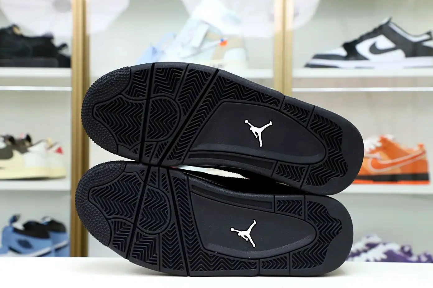 'BLACK CAT' AIR 2020 JORDAN Kimikick RETRO 4 0225