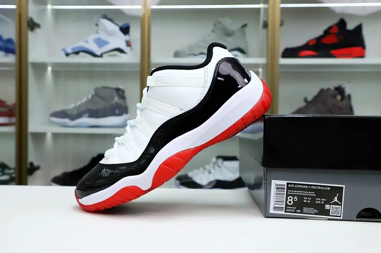 Kimikick BRED AIR WHITE JORDAN 11 LOW 0222