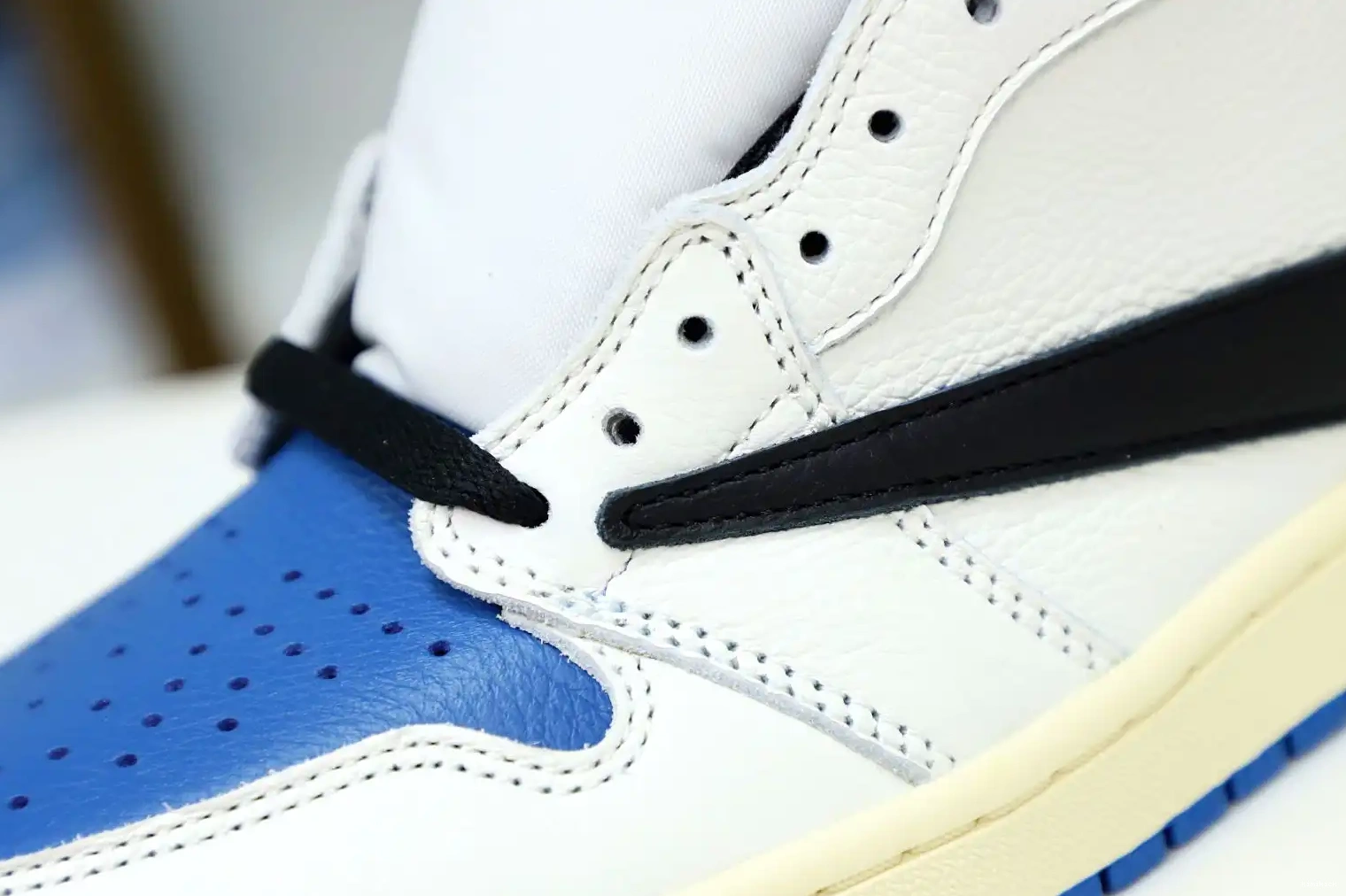 FRAGMENT JORDAN 1 X Kimikick DESIGN RETRO SCOTT AIR TRAVIS HIGH X 0322