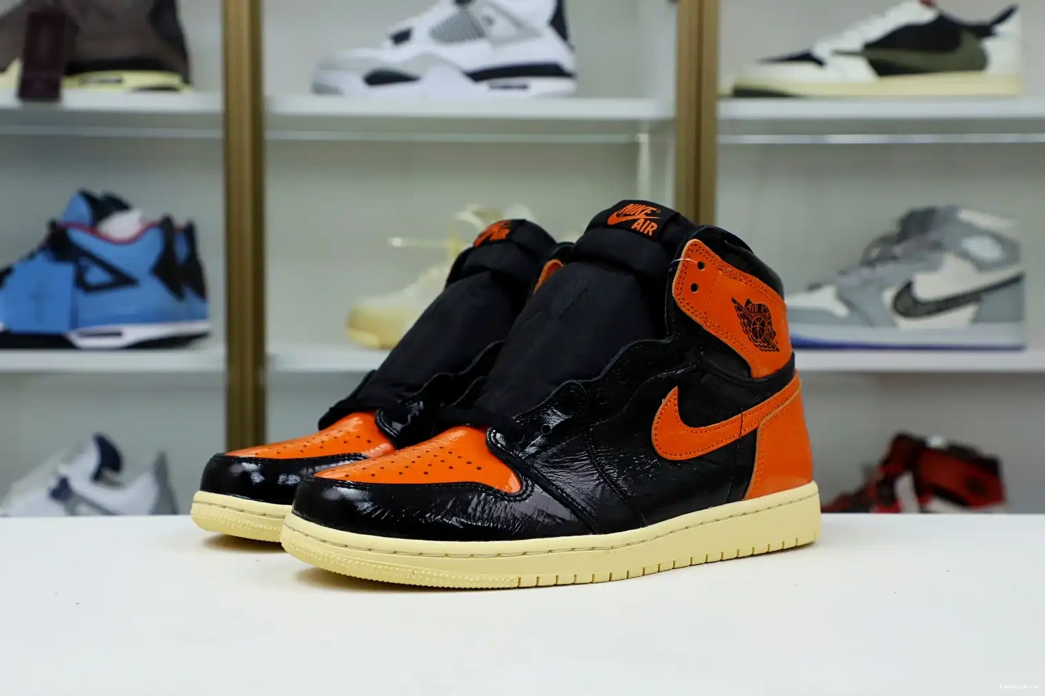 OG 'SHATTERED 1 Kimikick RETRO JORDAN 3.0' BACKBOARD AIR HIGH 0315
