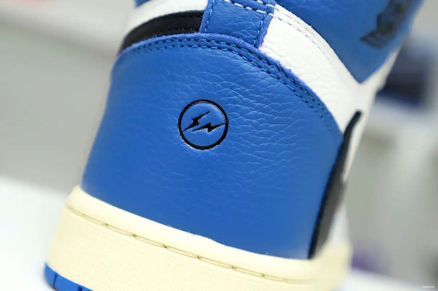 FRAGMENT JORDAN 1 X Kimikick DESIGN RETRO SCOTT AIR TRAVIS HIGH X 0322