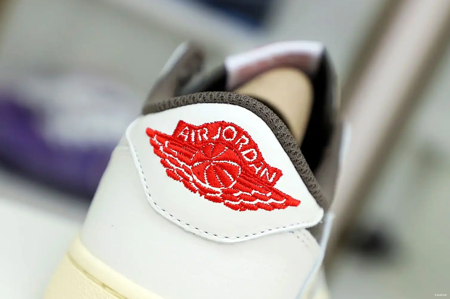 LOW OG SCOTT AIR MOCHA TRAVIS 1 X REVERSE Kimikick JORDAN 0321