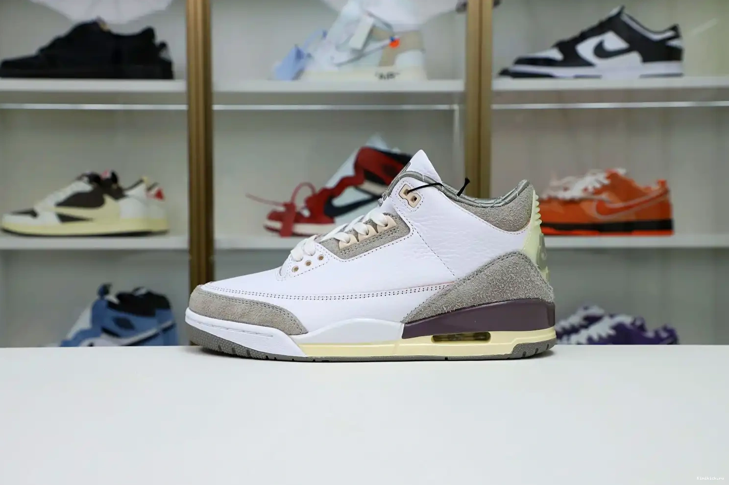 AIR MANIÉRE Kimikick 3 JORDAN WMNS X 0320